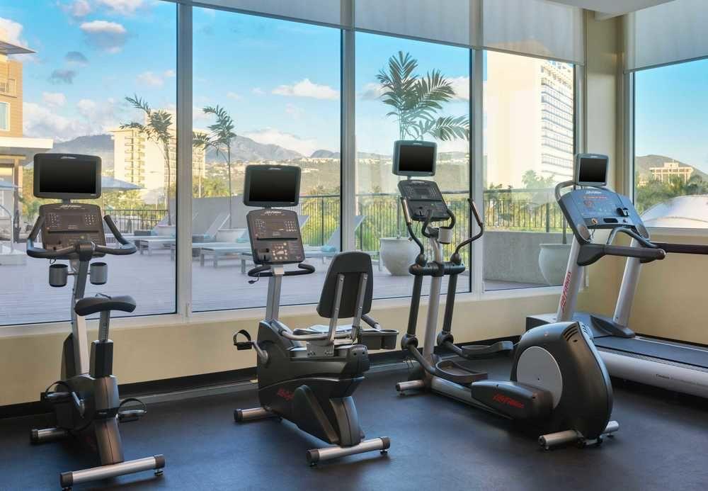 Hotel Courtyard By Marriott Kingston, Jamaica Extérieur photo