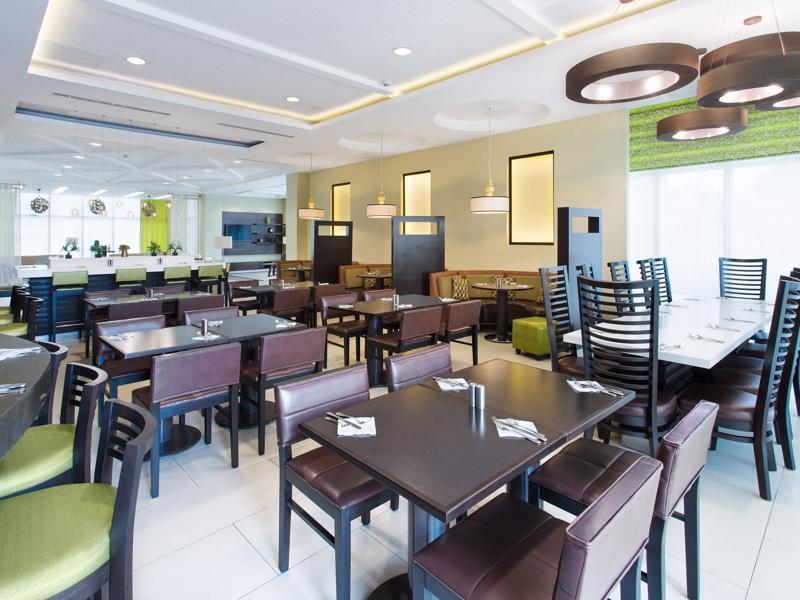 Hotel Courtyard By Marriott Kingston, Jamaica Extérieur photo