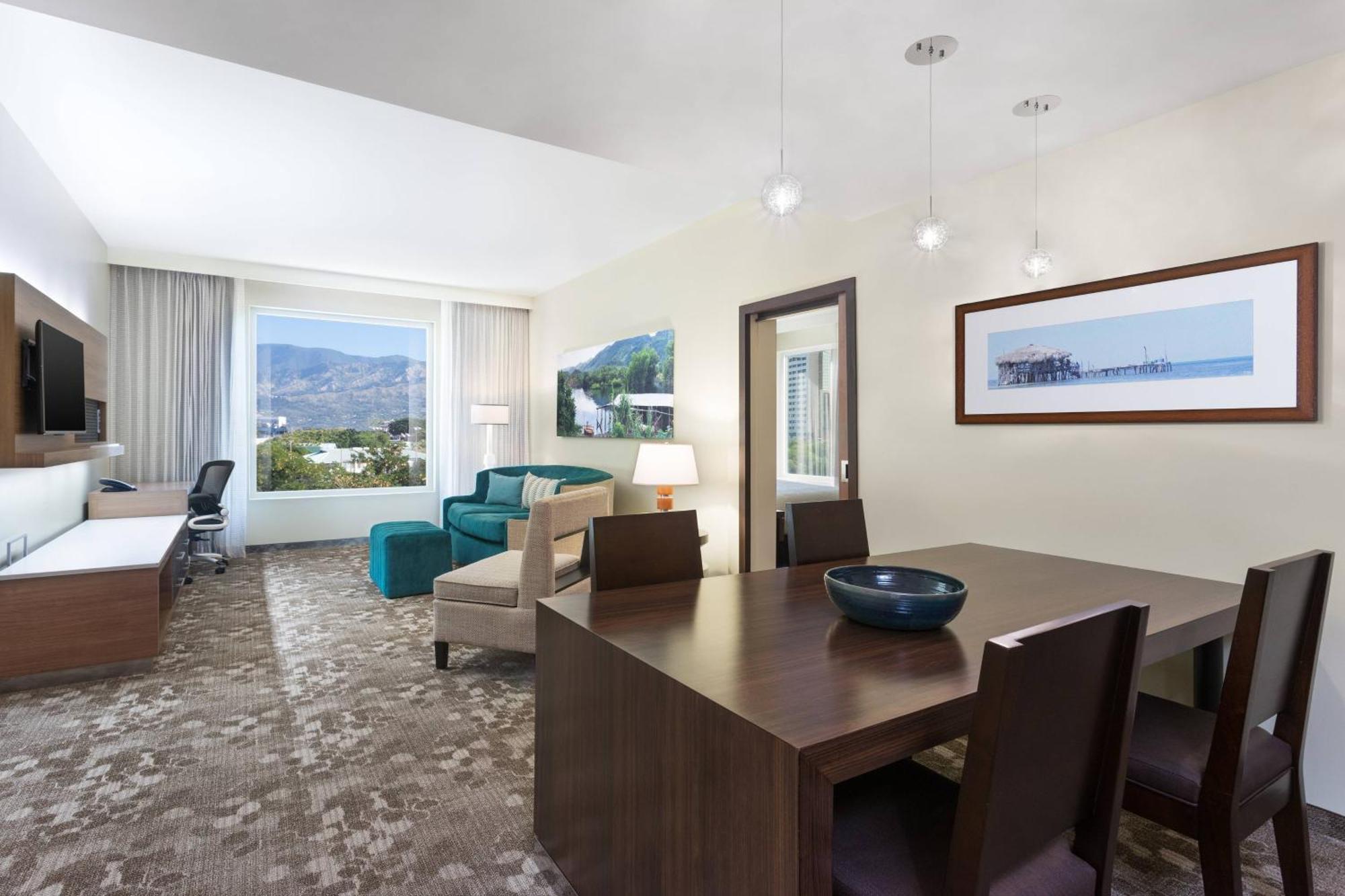 Hotel Courtyard By Marriott Kingston, Jamaica Extérieur photo