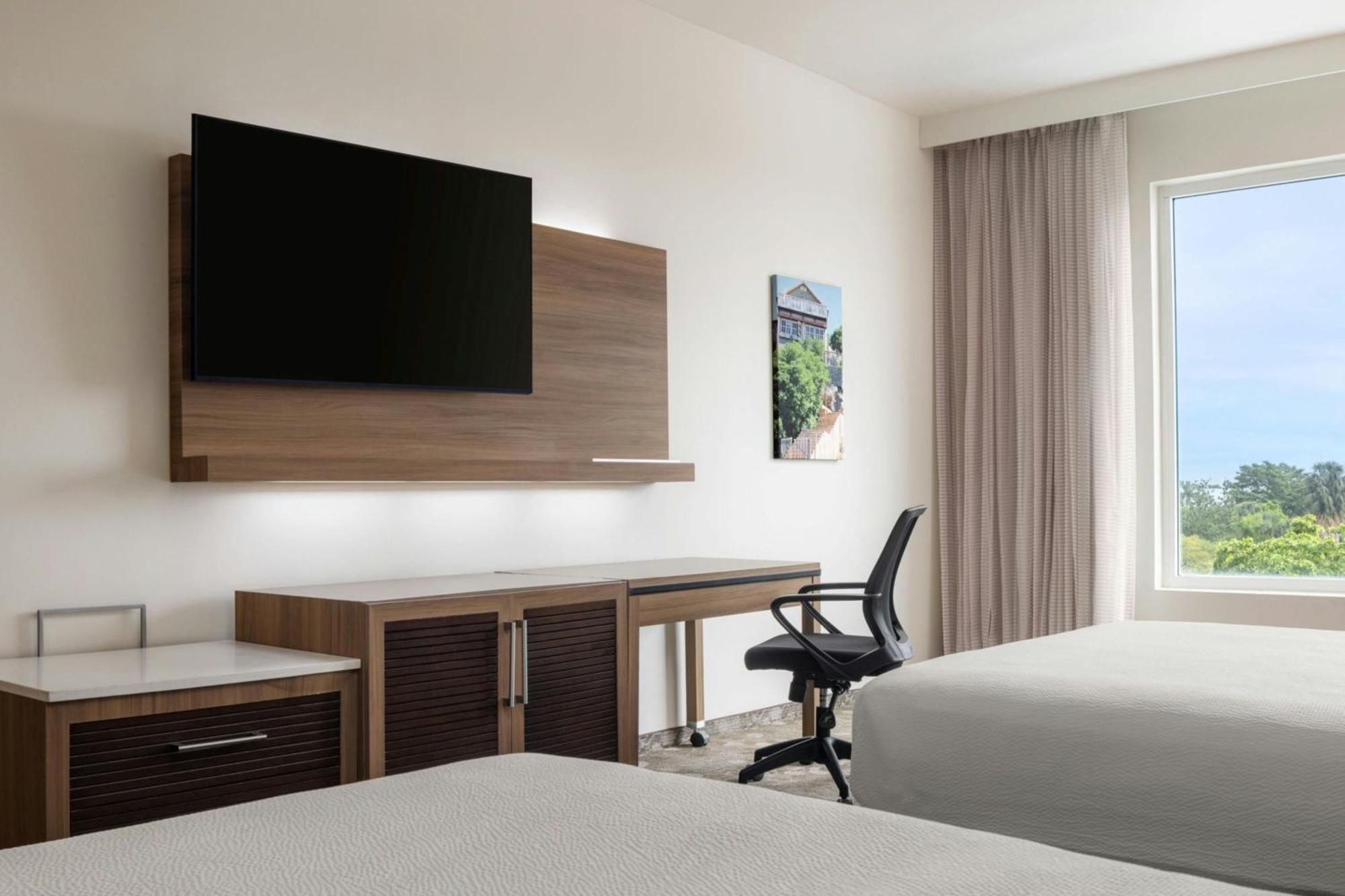 Hotel Courtyard By Marriott Kingston, Jamaica Extérieur photo
