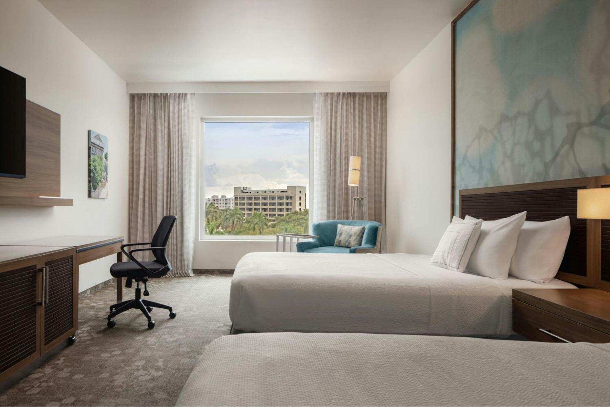 Hotel Courtyard By Marriott Kingston, Jamaica Extérieur photo
